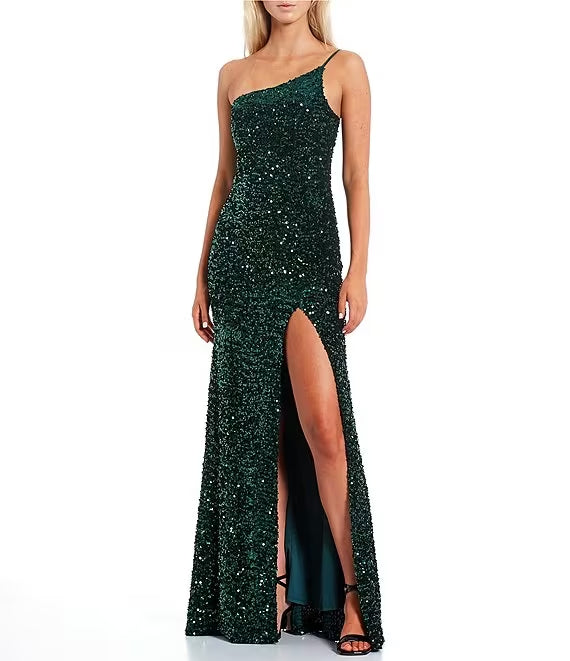 Velvet sequins with a shoulder slit and long evening dress